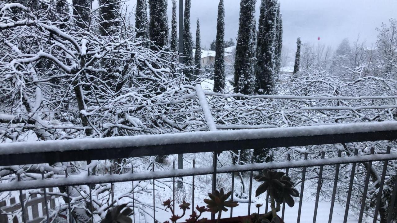 La Casa Di Nonno Lägenhet Pelago Exteriör bild