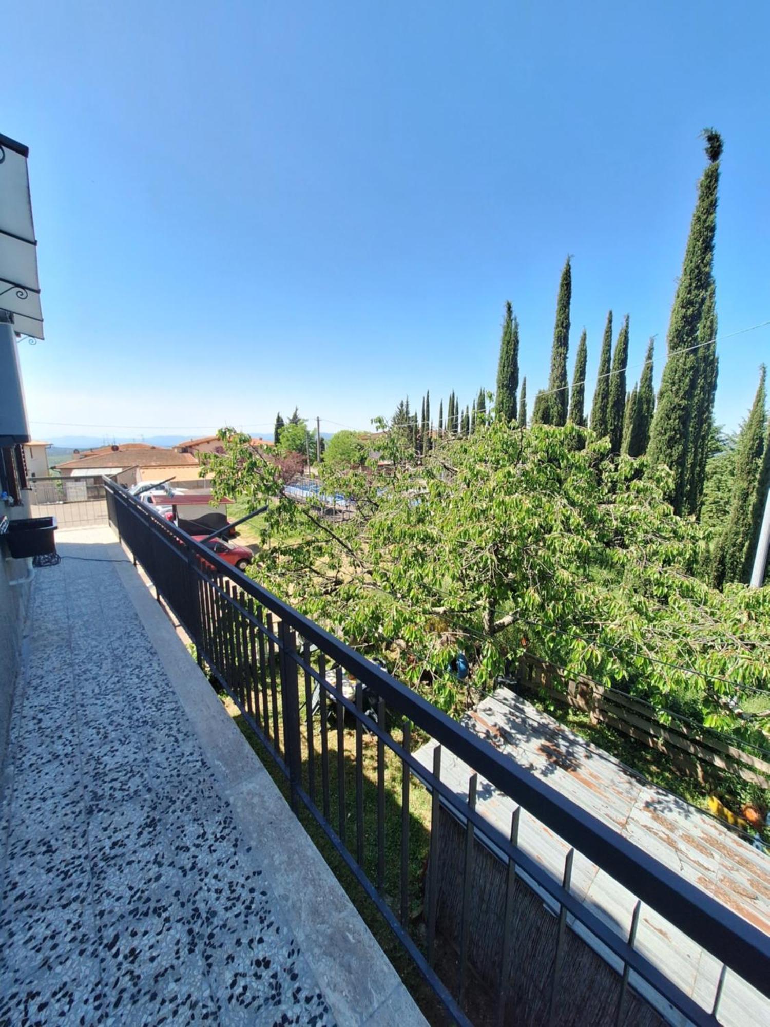 La Casa Di Nonno Lägenhet Pelago Exteriör bild